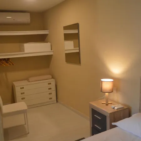 Apartment Excepcional Loft A Pie De Playa En Roquetes