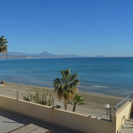 Excepcional Loft A Pie De Playa En Roquetes *