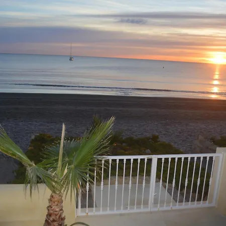 Appartement Excepcional Loft A Pie De Playa En Roquetes *