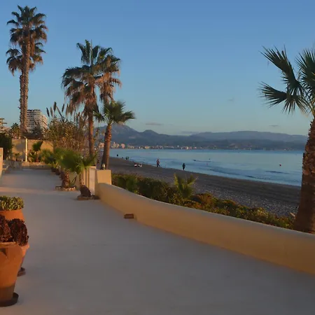 Apartment Excepcional Loft A Pie De Playa En Roquetes